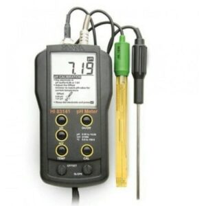 Hanna HI 83141 pH Meter with Electrode and Temperature Probe